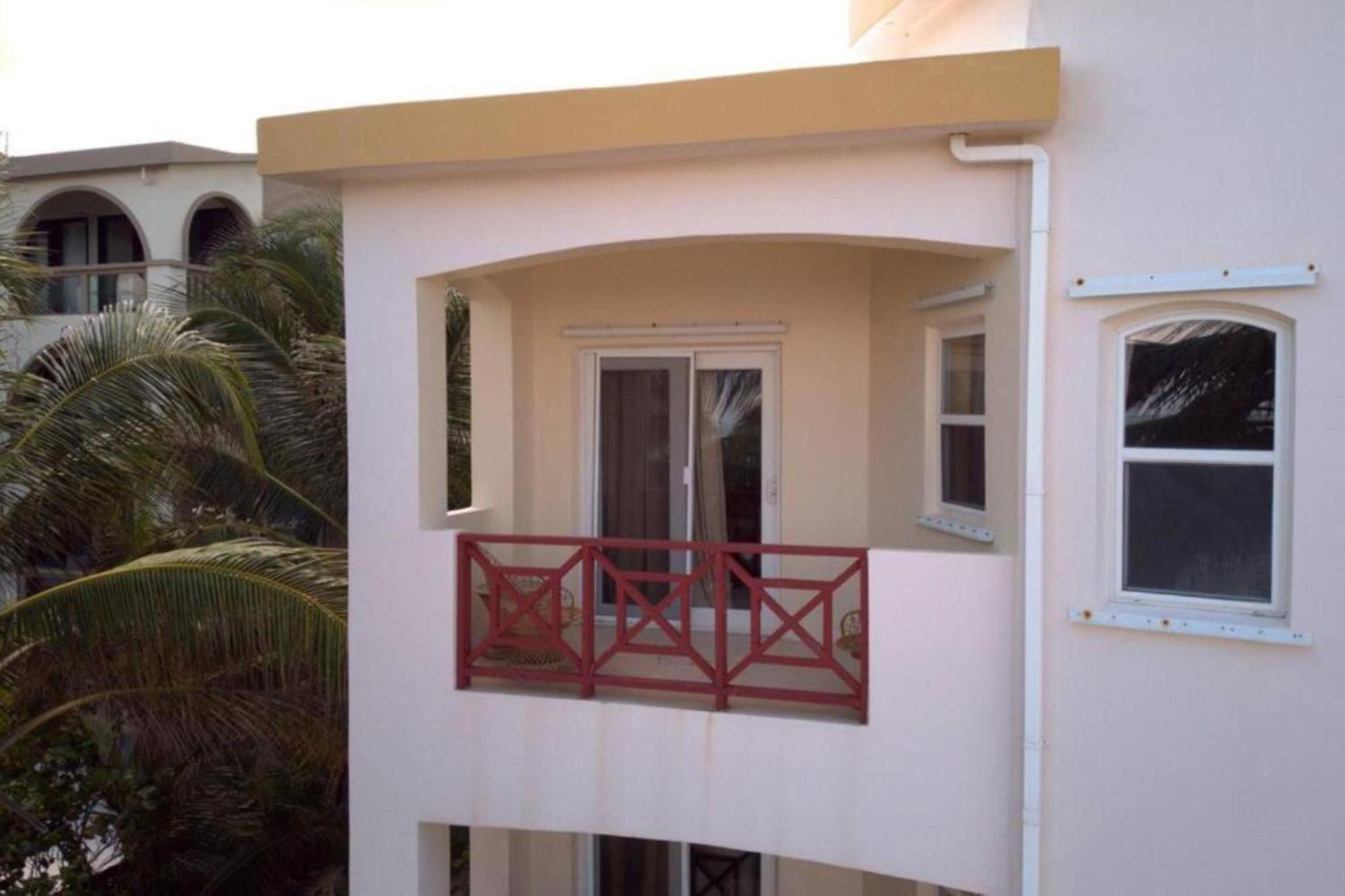 Miramar Villas Resort Сан Педро Екстериор снимка
