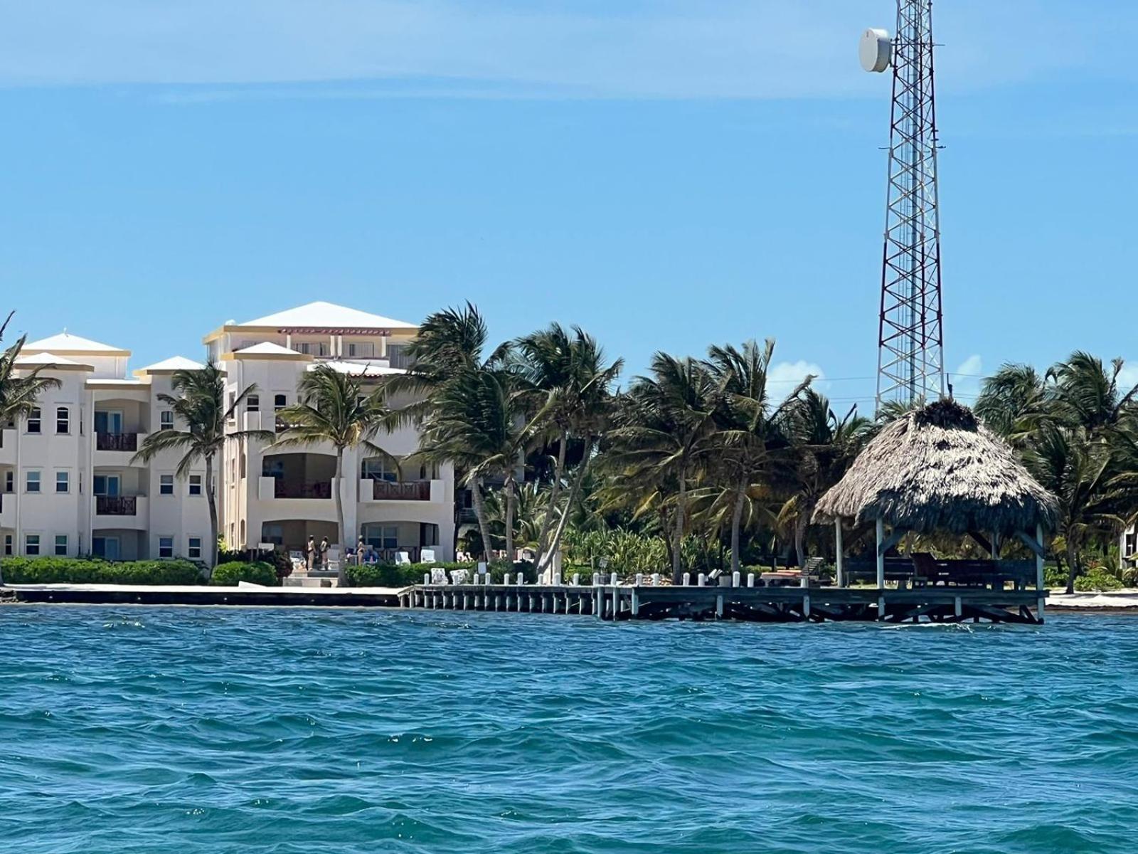 Miramar Villas Resort Сан Педро Екстериор снимка