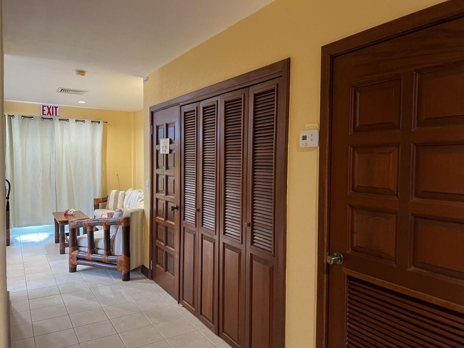 Miramar Villas Resort Сан Педро Екстериор снимка