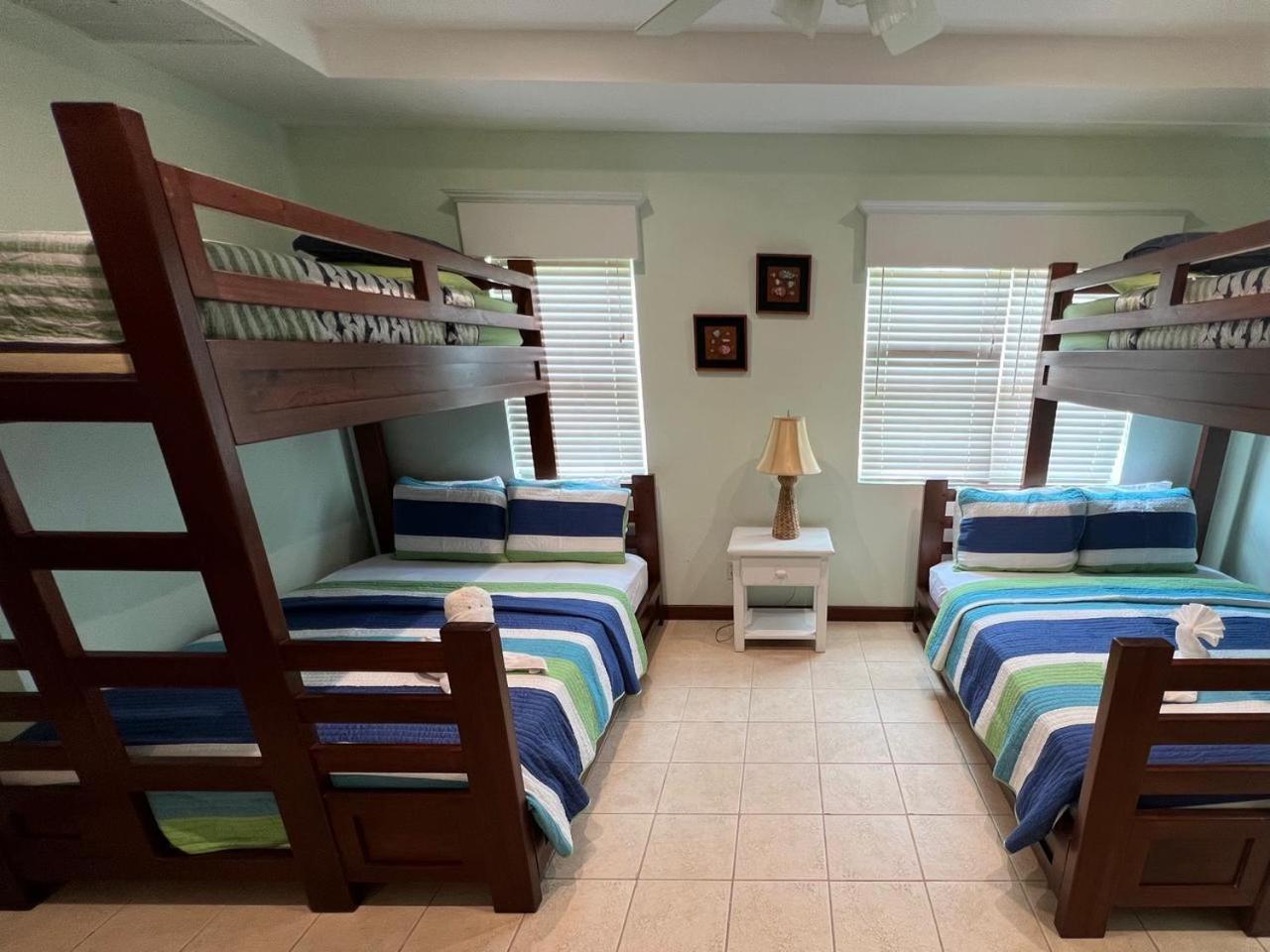 Miramar Villas Resort Сан Педро Екстериор снимка